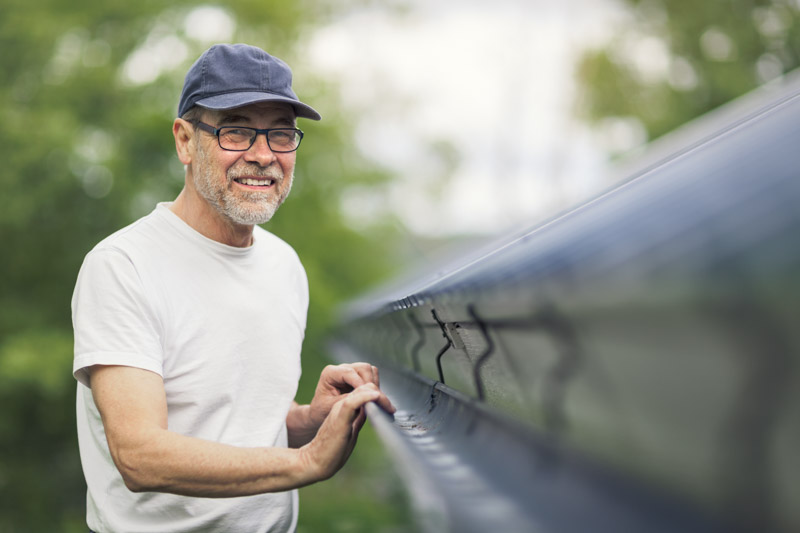 Fixing the roof